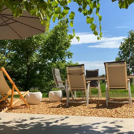 Apartma Kolpa-riverhouse Podzemelj * Borst (Metlika)